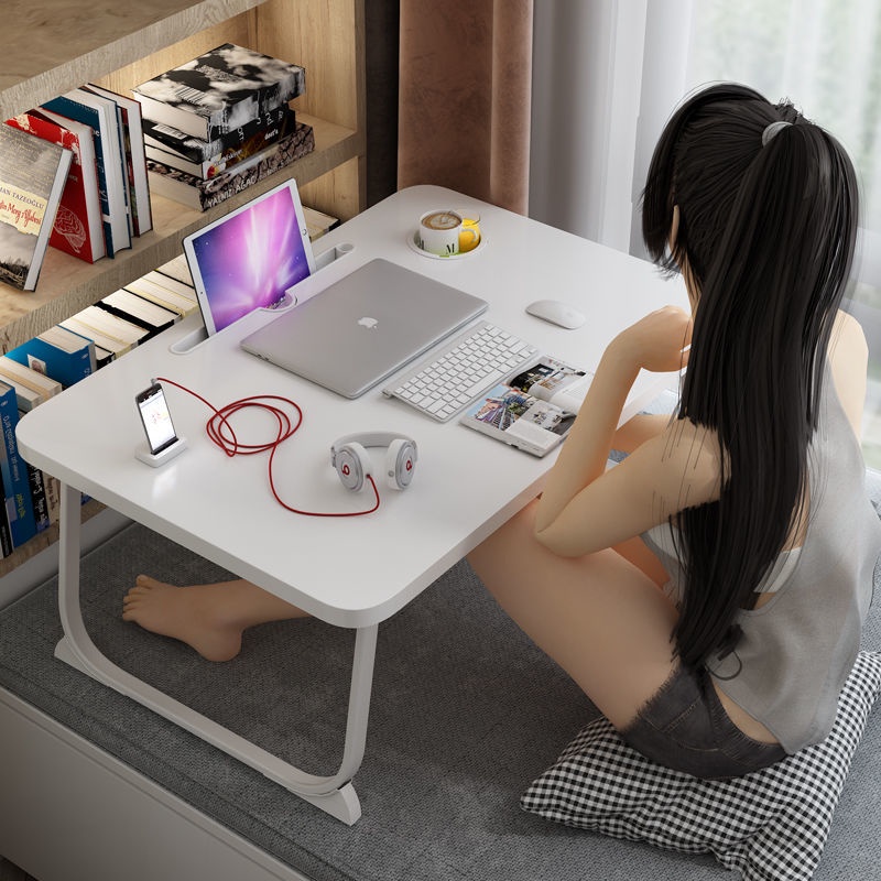 Small table to sales sit on floor