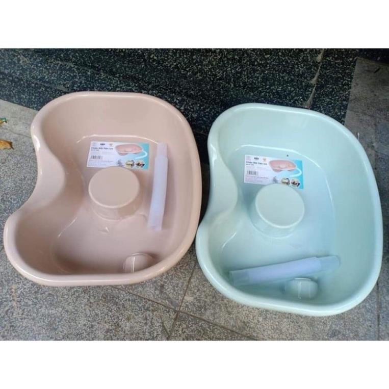 Shampoo basin at bed, at home for the elderly and the patient Braided