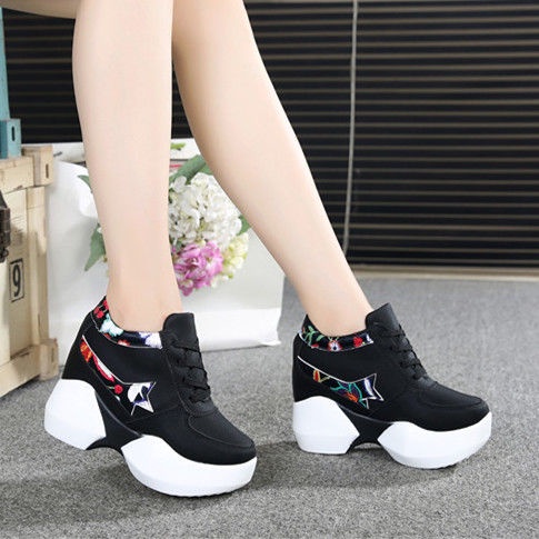 Girls on sale heel sneakers