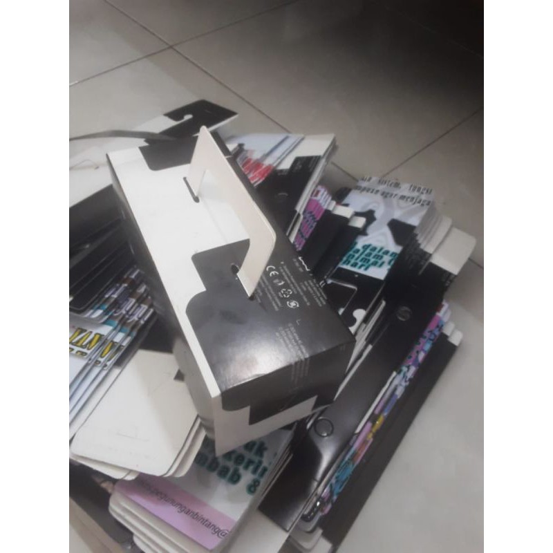 Cardboard box for magpie robins | Shopee Singapore