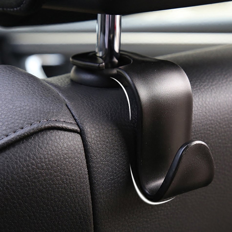 Car hook outlet hanger