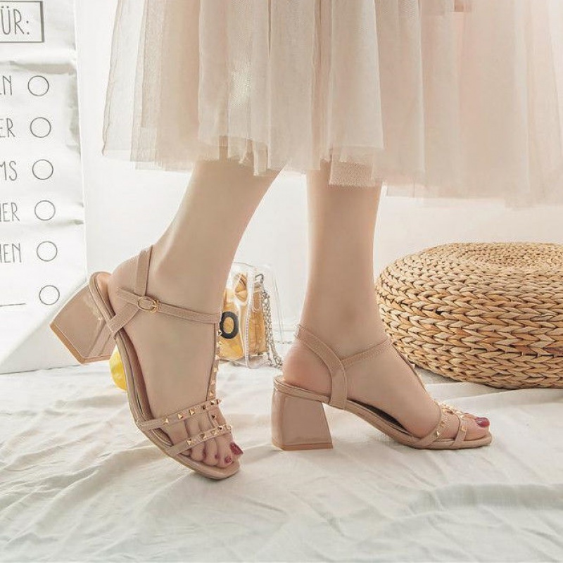 Parisian on sale shoes sandals