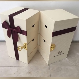 Golden Plastic Disposable Mooncake Gift Box , Kraft Paper Mooncake Box  Packaging