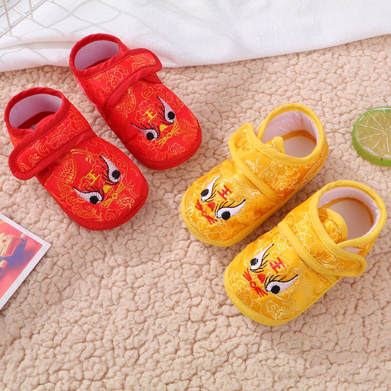 Newborn crib shoes on sale girl