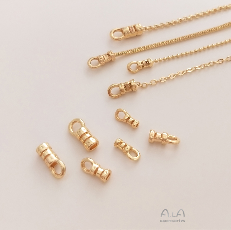 Chain hot sale with clasp