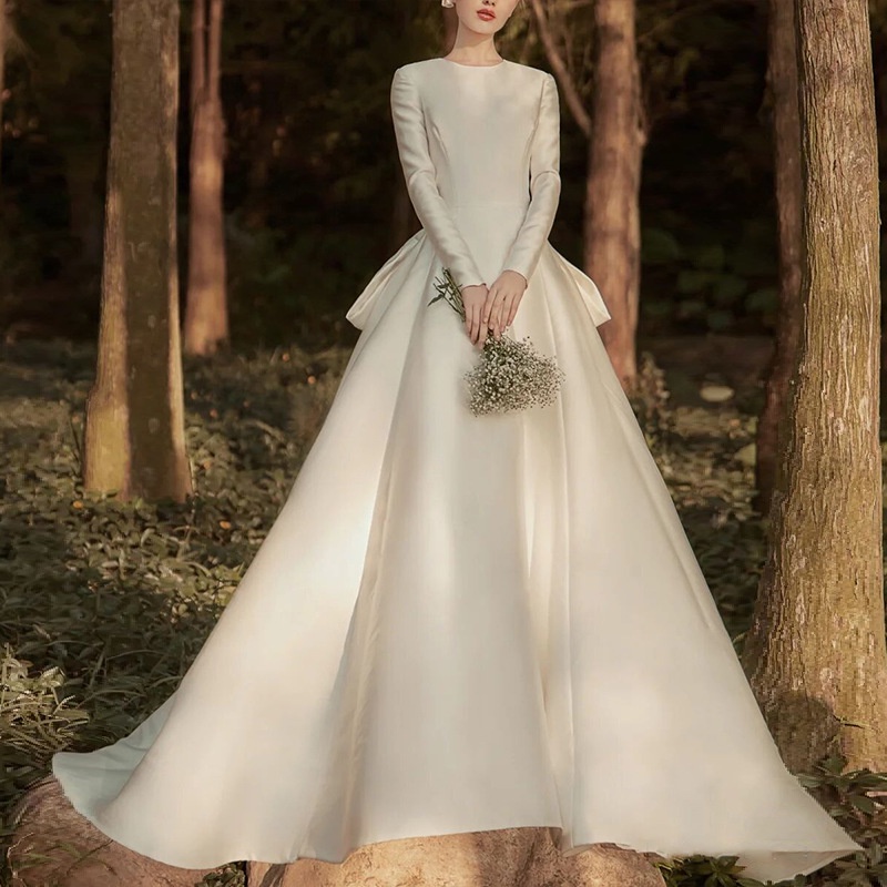 White long sleeve wedding on sale gowns