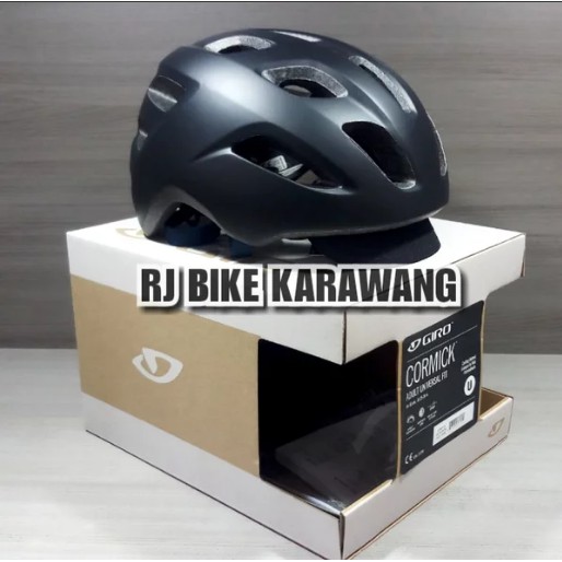 Giro cormick commuting helmet hotsell