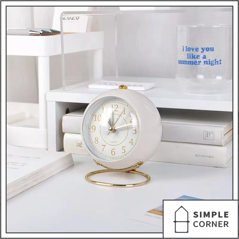 Simple Corner [SG Stock] Nordic Vintage Analog Alarm Clock Beside Table Desk Quartz Clock