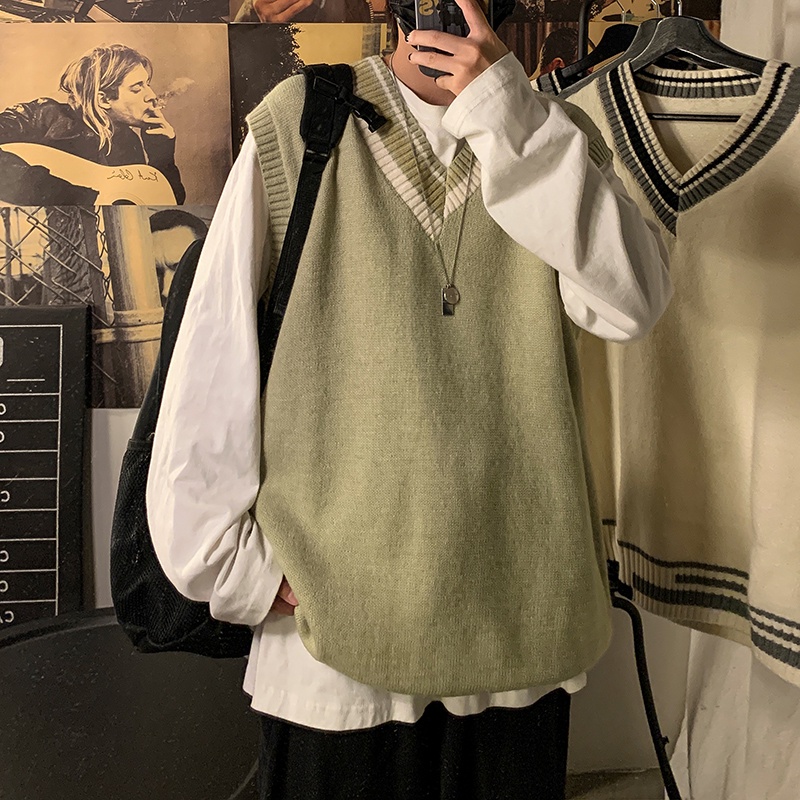Korean Plus Size Style Striped Printing V-Neck Men'S Knitted Vest Fashion Couple Sleeveless Sweater Loose Casual College Style Autumn Retro Vest Men'S Clothing
