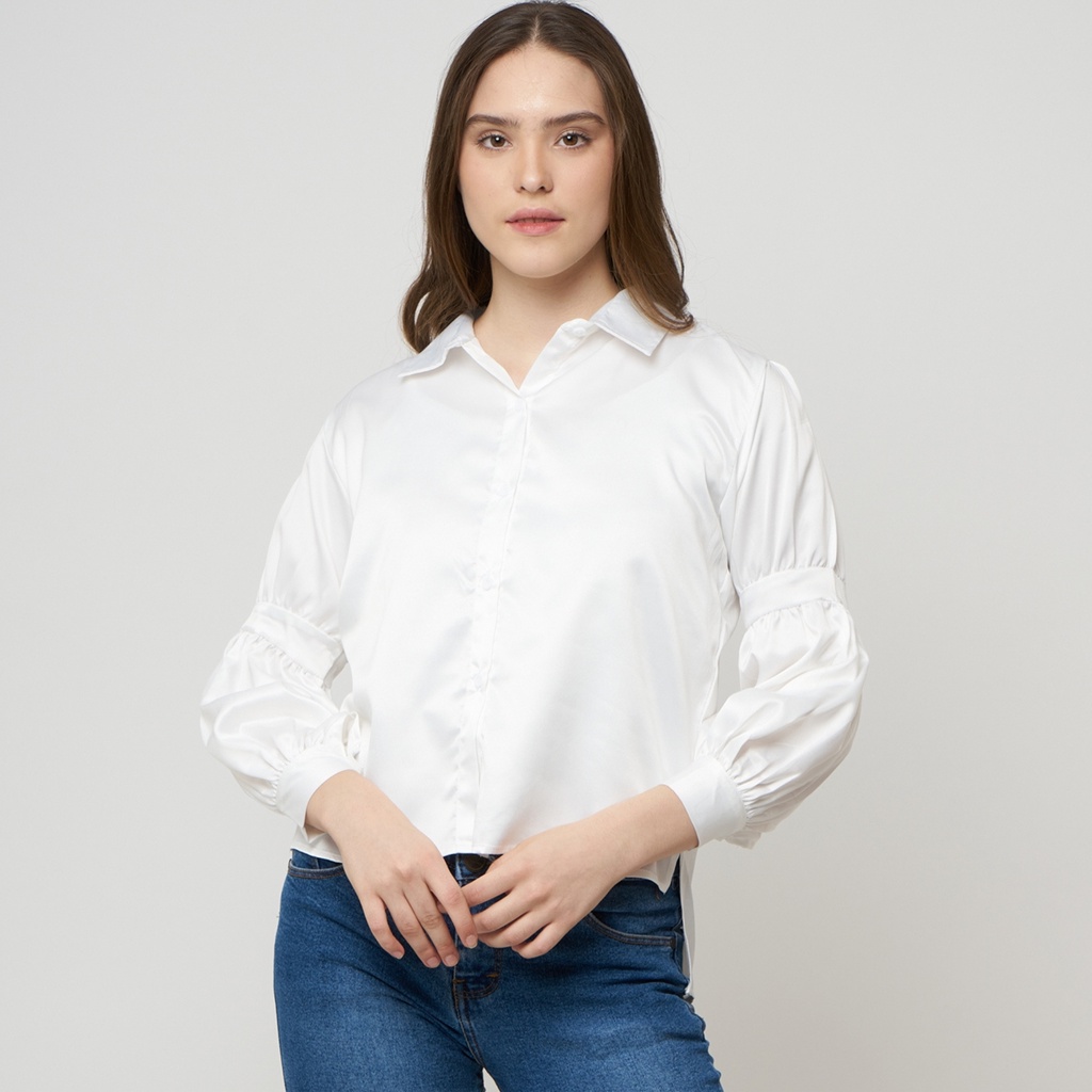 Monellina 214228 Kemeja Satin Wanita Lengan Puff - Gambar 2