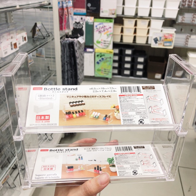 Bottle Stand Display Rack Japan Daiso Transparent Display Stackable ...