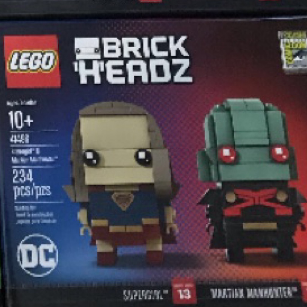 Brickheadz supergirl 2024