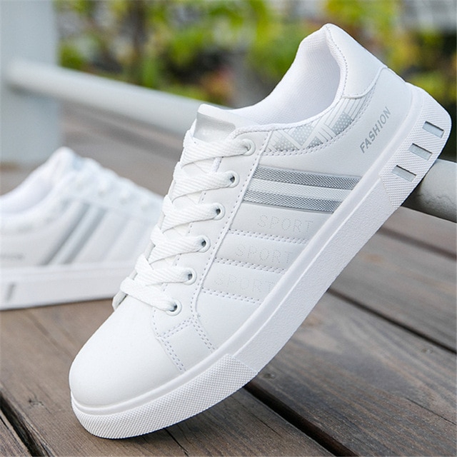 White hot sale casual sneaker