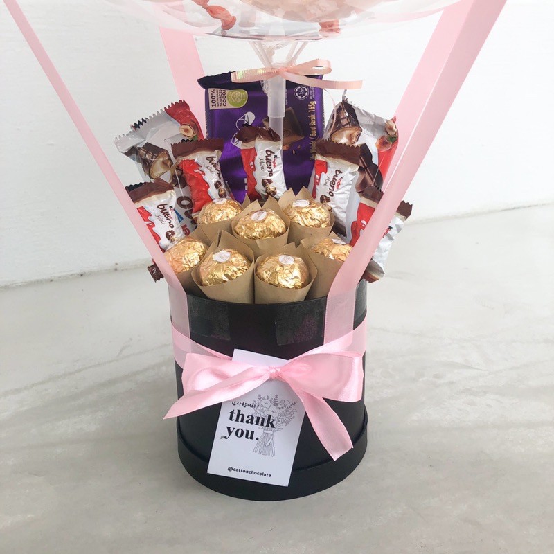 Giant Bouquet Chocolate Cadbury Milk, Ferrero Rocher, Kinder Bueno Bar with  Hot Air Balloon Customised Wish Surprise Delivery Gift for Birthday,  Hobbies & Toys, Stationery & Craft, Flowers & Bouquets on Carousell