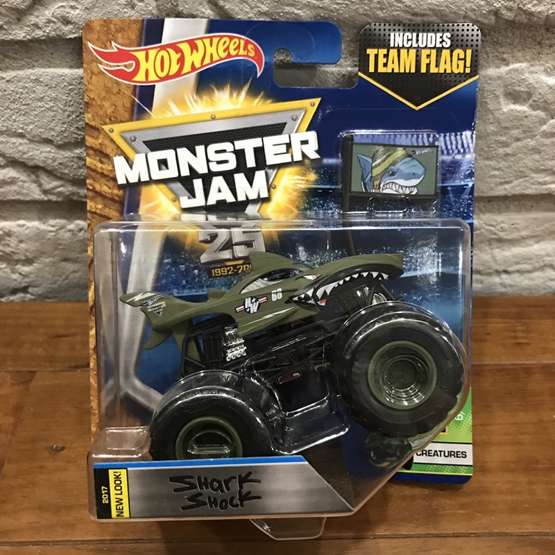 Monster jam shark shock online