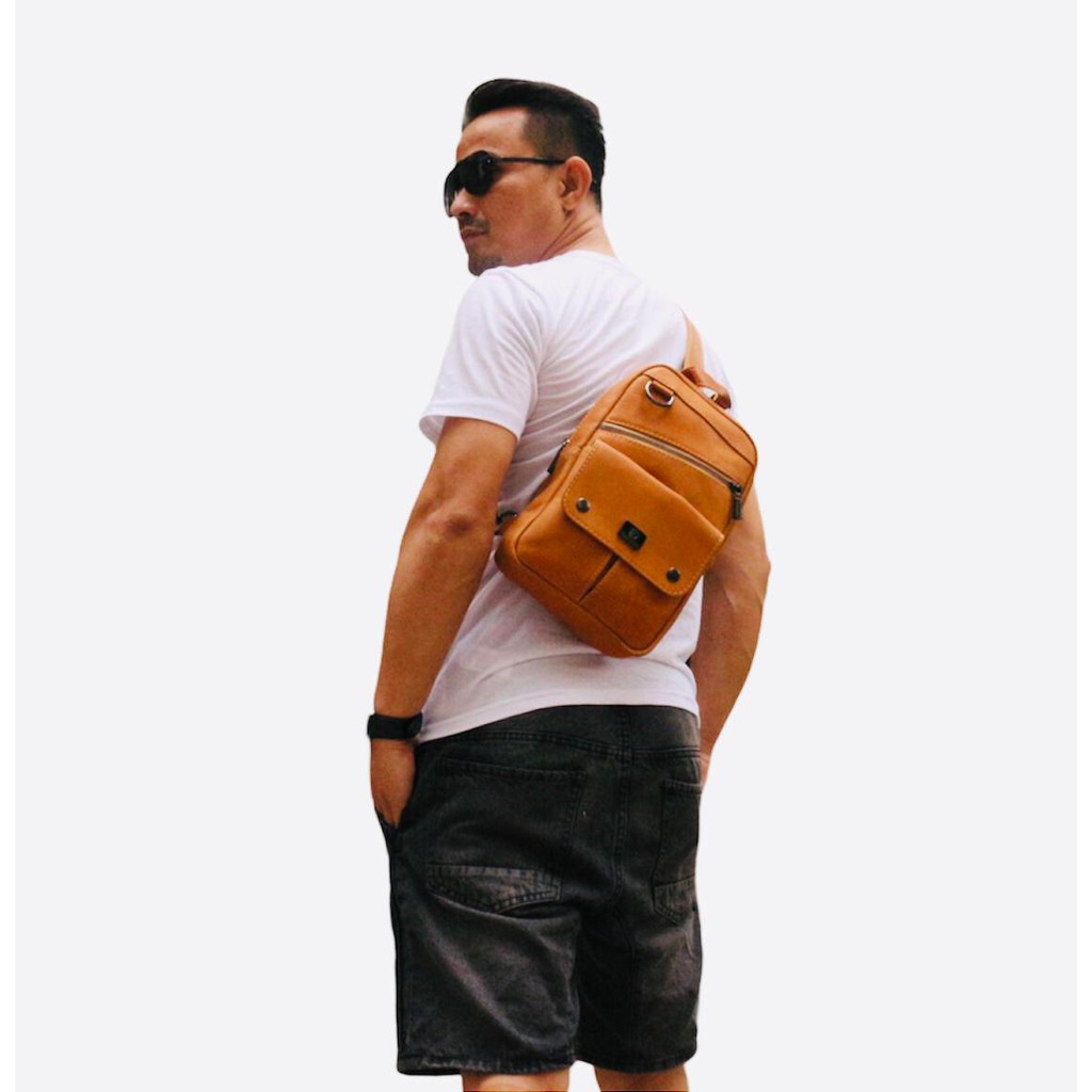 Men's Cowhide Waist Bag Free Box Batobo B001305 Can be used on the back ...