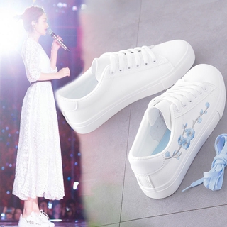 White sneakers hot sale leather womens