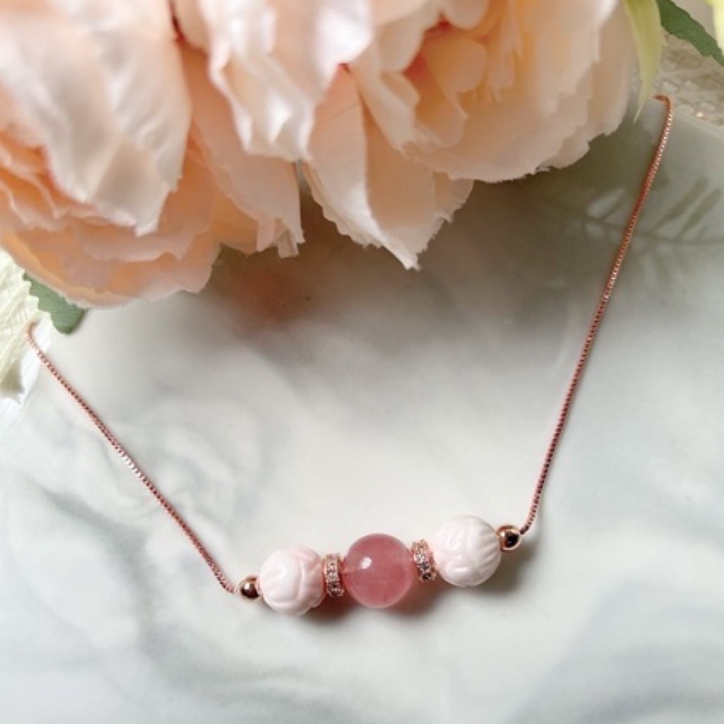 Buy rose sale quartz necklace