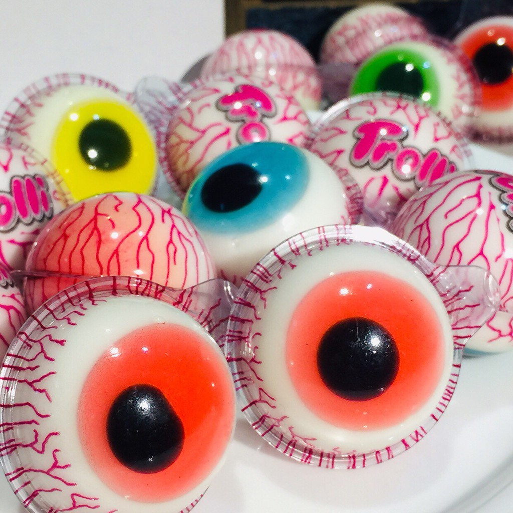Flashing Trolli Eyeball Gummy German Halloween MustHave Whole Person