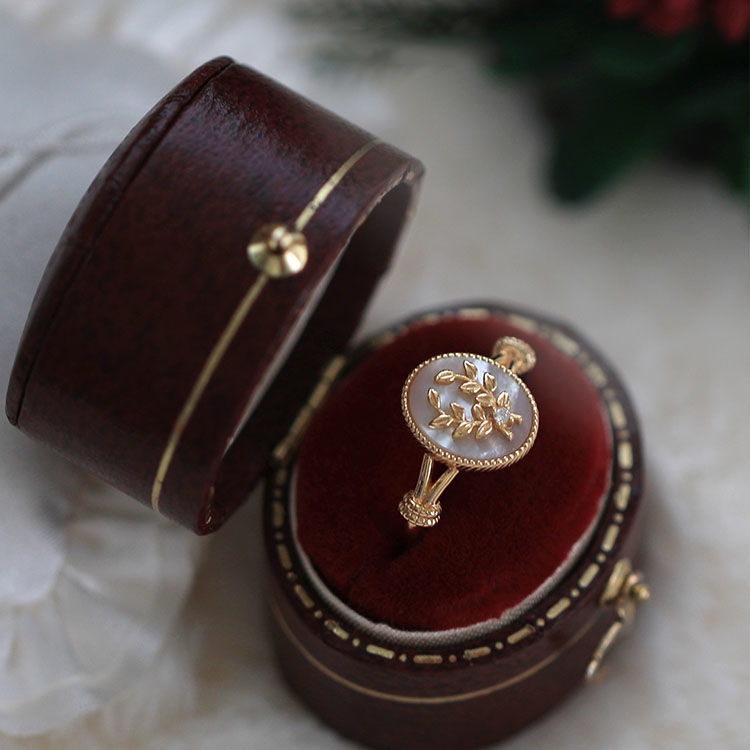 Olive leaf wreath ring retro elegant and delicate natural bead shell S925 silver gold-plated ring silver jewelry gift female