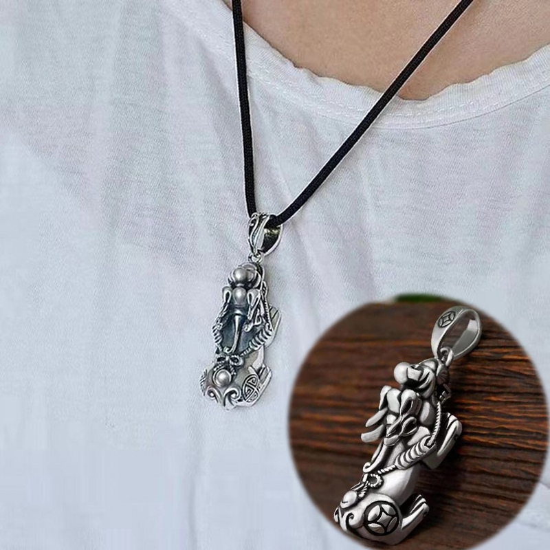 Chinese lucky charm pendant shop