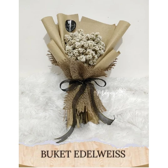 Bouquet Bunga Abadi Edelweis Untuk Kado Tahan Lama