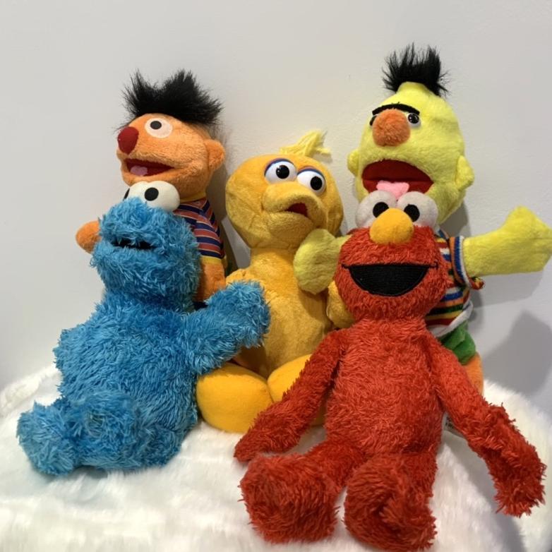 Sesame Street Doll/Elmo/Big Bird/Cookie Monster/Bert/Ernie/Sesame
