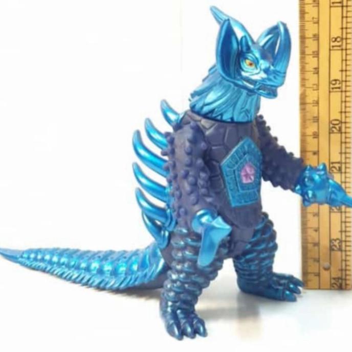 Monster Ultraman Blue Metallic Tyrant Kaiju Ultra Monster Series Toys ...