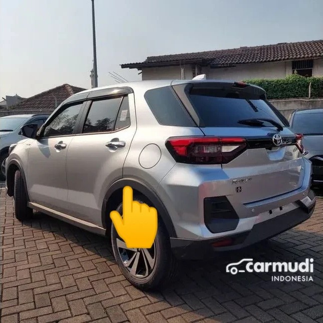 Body KIT/Bodykit raize/Spoiler quarter toyota raize original Shopee