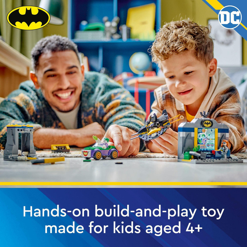 LEGO Super Heroes 76272 The Batcave with Batman, Batgirl and The Joker (184 Pieces), Building Block, Toys, Bricks - Gambar 3