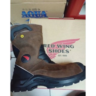 Red wing shoes near on sale me