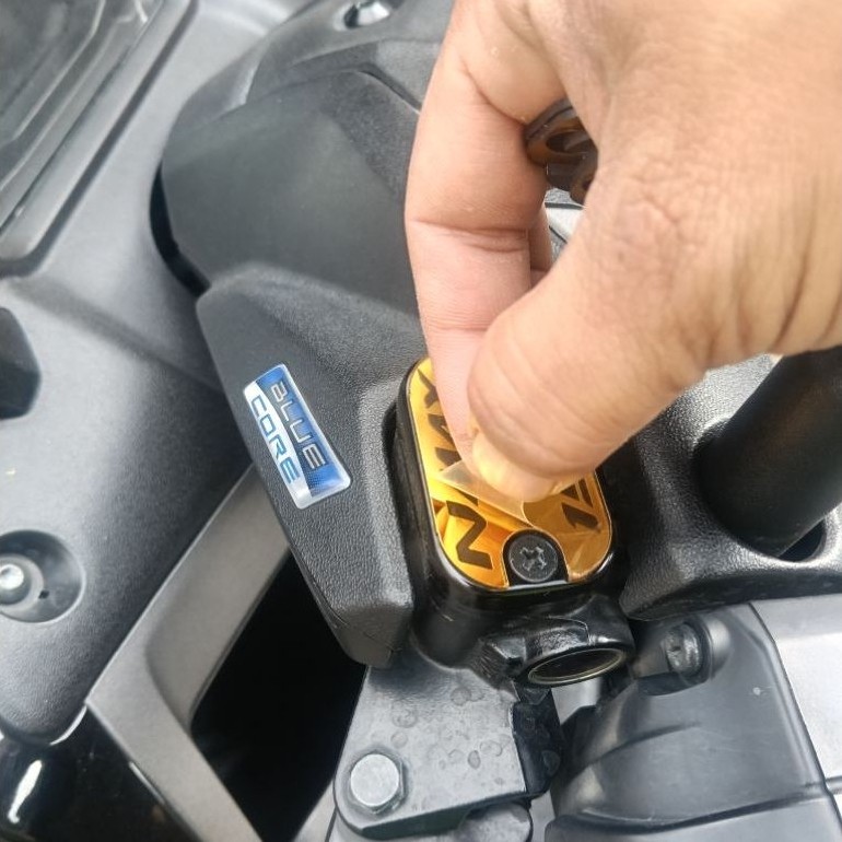 Garnish Rem NMAX Akrilik Merah, gold, biru, silver cocok untuk motor jenis NMAX - Gambar 3