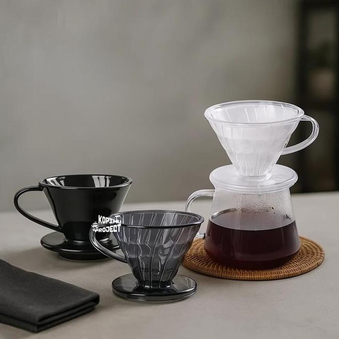 Terbaik One Two Cups Paket Alat Seduh Kopi V60 Dripper Manual Home Brew (Timbangan, Teko Leher Angsa, Server Kaca, V60 Dripper Ceramic Plastik, Paper Filter)/ Filter Penyaring Coffee Hitam Putih Paling keren - Gambar 4