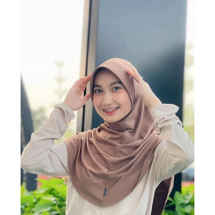 BERGO HAMIDAH MENUTUP DADA / DAILY HIJAB PET ANTEM JERSEY STANDAR SIZE M - Gambar 2