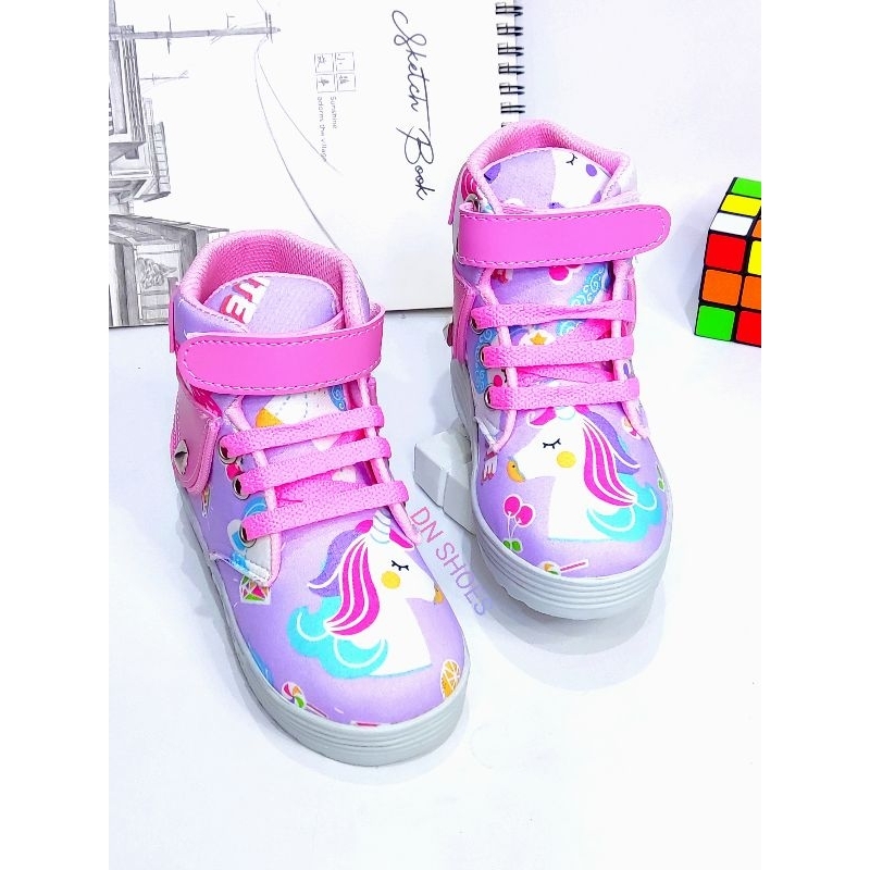 Girls unicorn clearance high tops