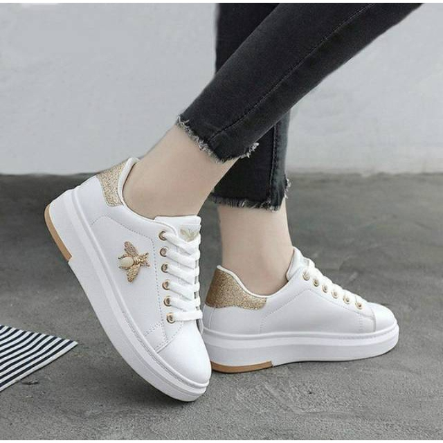 Gold sneakers hot sale for girl