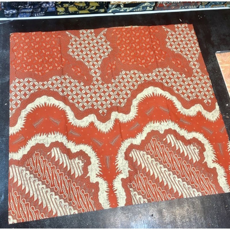 KATUN Cotton batik cloth with leaf island motif | Shopee Singapore