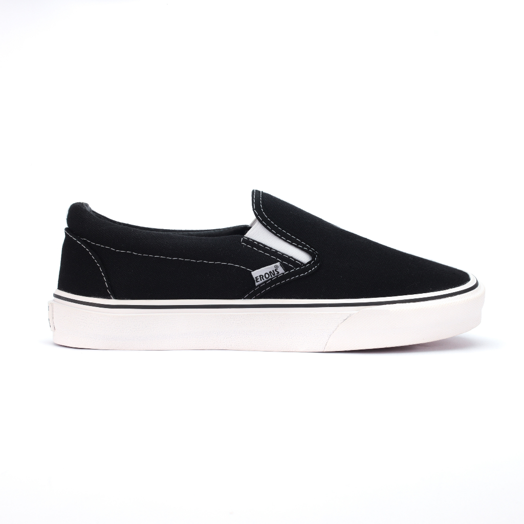 White slip on hot sale vans journey