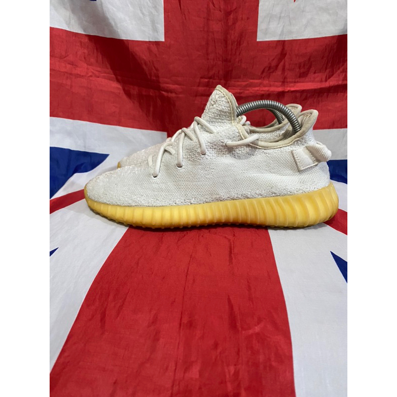 White on sale yeezys adidas