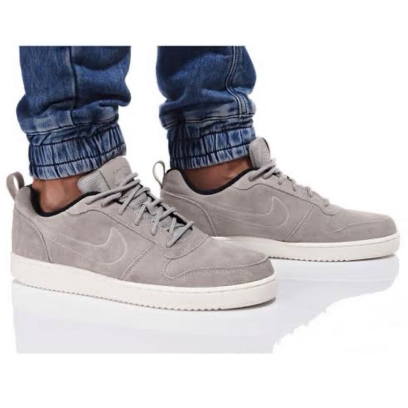 borough court nike