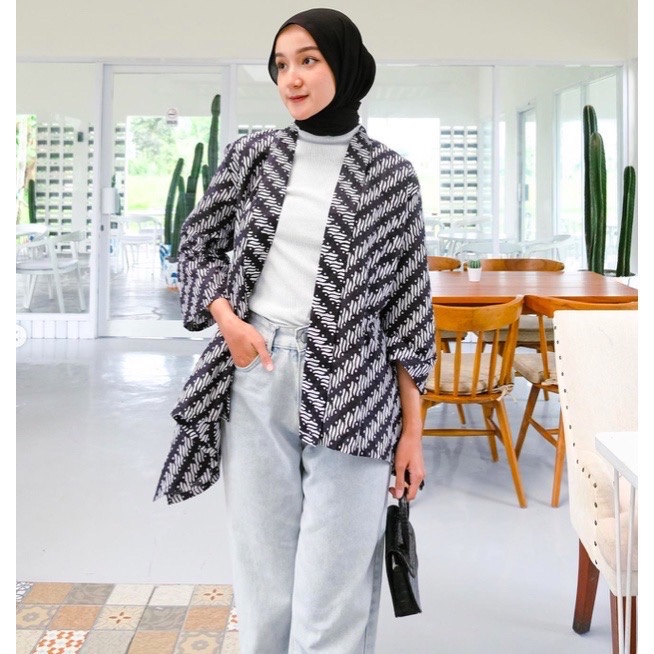 HITAM PUTIH 2 Motifs Of Monochrome Blazer XXXL Super Jumbo Outer Nikita ...