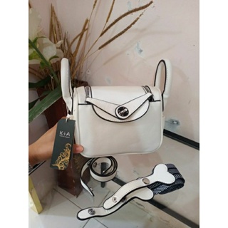 Replica Hermes Lindy 26cm Bag In Gris Tourterelle Clemence With PHW