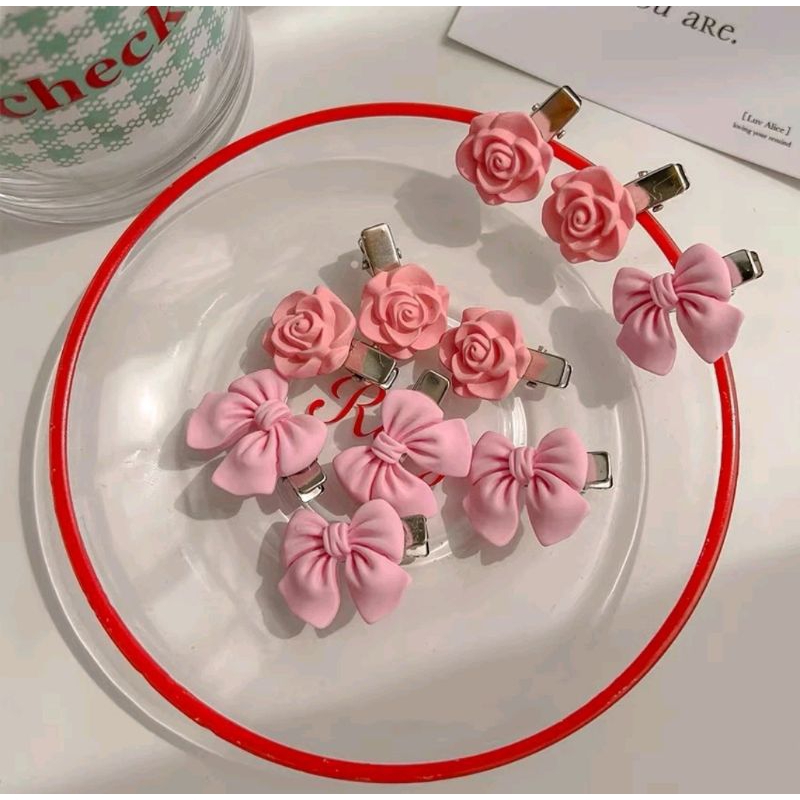 1PCS Jepit Rambut Hair Clip Karakter Motif Lucu Bentuk Mawar Love Pita Aksesoris Jepitan Hair Gaya Korea Pin A219 - Gambar 2
