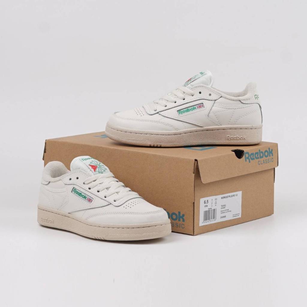 Reebok vintage sales white shoes