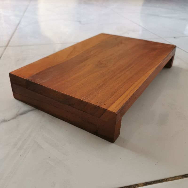 Teak Cutting Board + Knife Set