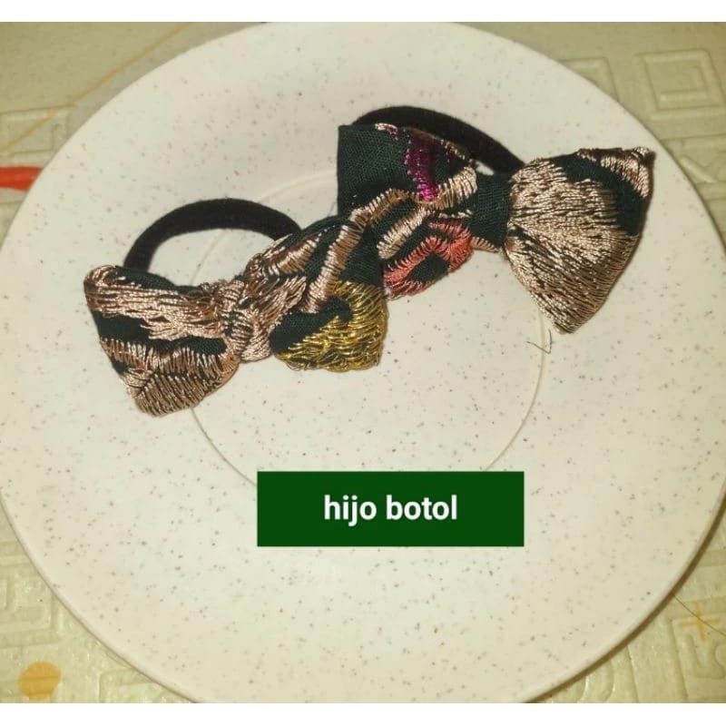Ngungil shop / embroidered rubber ribbon hair ties | Shopee Singapore