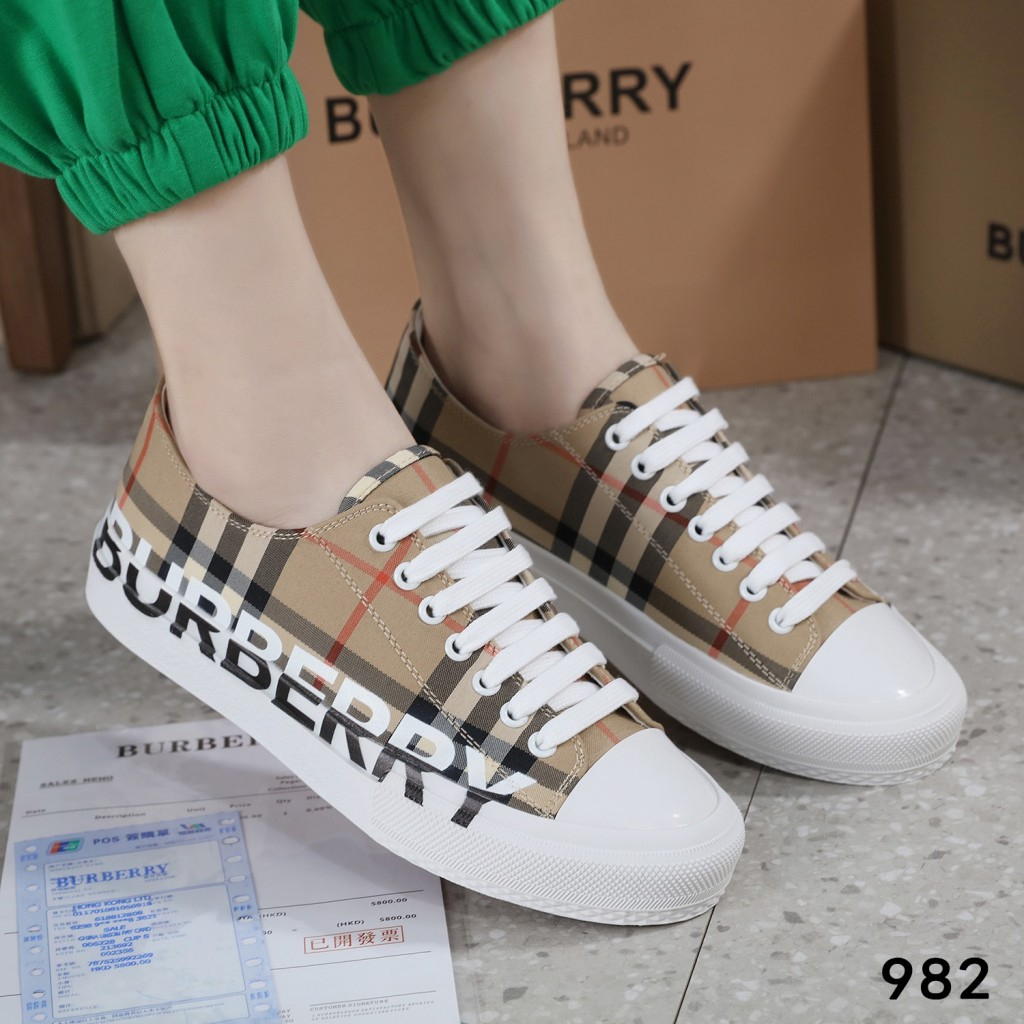 982-logo-print Vintage Check Sneakers HB | Shopee Singapore