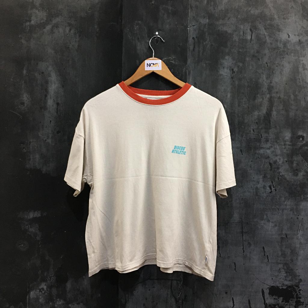 Discus Athletic T-shirt - The Way America Plays (Like NEW) | Shopee ...