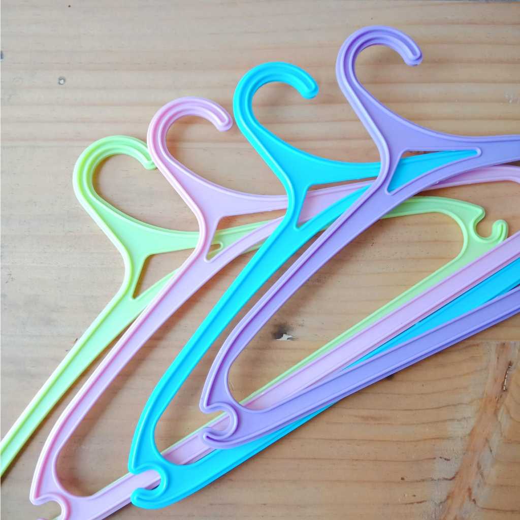 ⭐Dreamyhouse⭐ Hanger Baju Bahan Plastik Gantungan Pakaian Isi 6pcs - Gambar 2