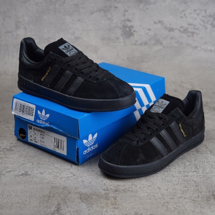 adidas broomfield black
